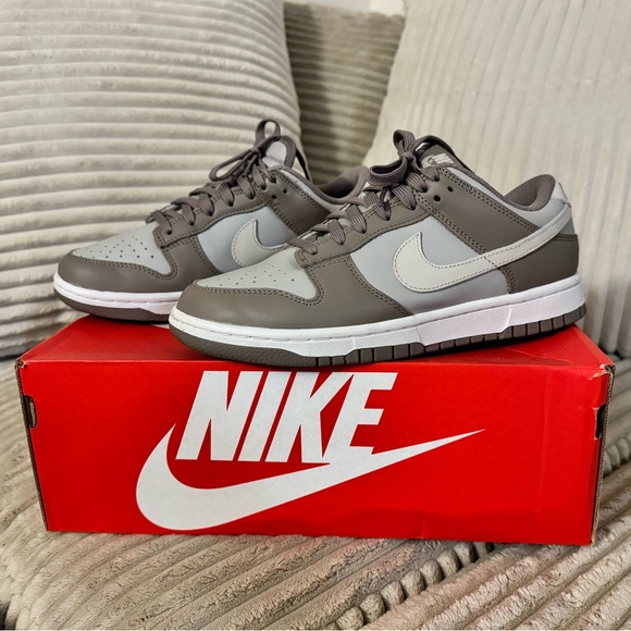 Nike Dunk Low - Moon Fossil/Light Orewood Brown - Picture 2 of 7